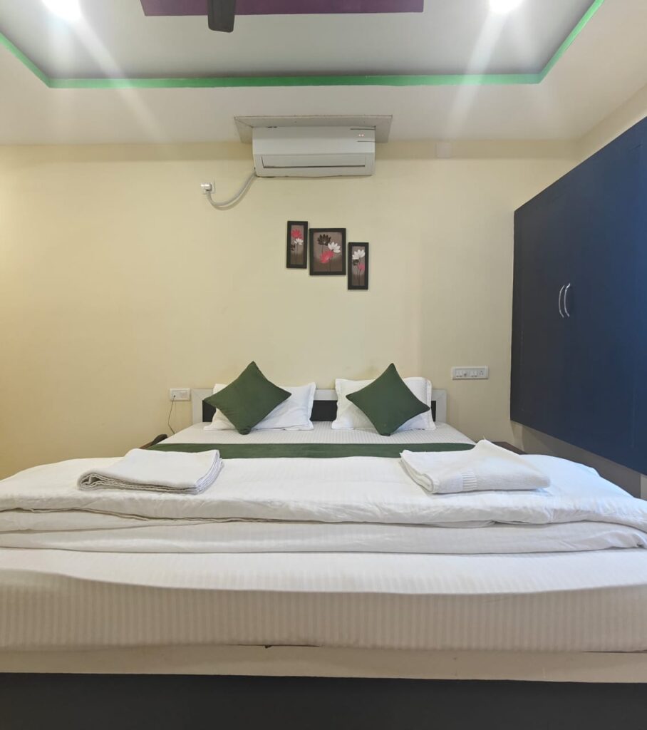 Bhitarkanika hotel booking